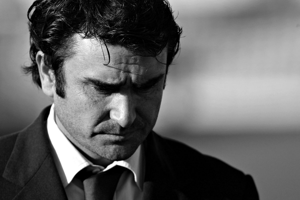 Faleceu Pacheco, ex-jogador de Benfica e Sporting, na sequência de uma paragem cardíaca. 

Tinha 57 anos. Que descanse em paz.