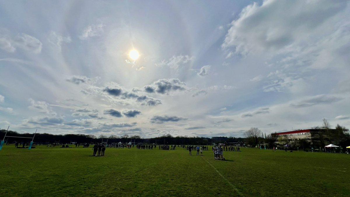 Big effort from the U16s 7s @RPNS7s today. A 0-38 lesson in the first game from Ysgol Gyfun Rhydywaun, a hard fought 19-33 loss that was in the balance at half time vs Dulwich and an impressive win vs Leicester Grammar, 61-14. With six U15s, a shift from the 🟤⚪️s