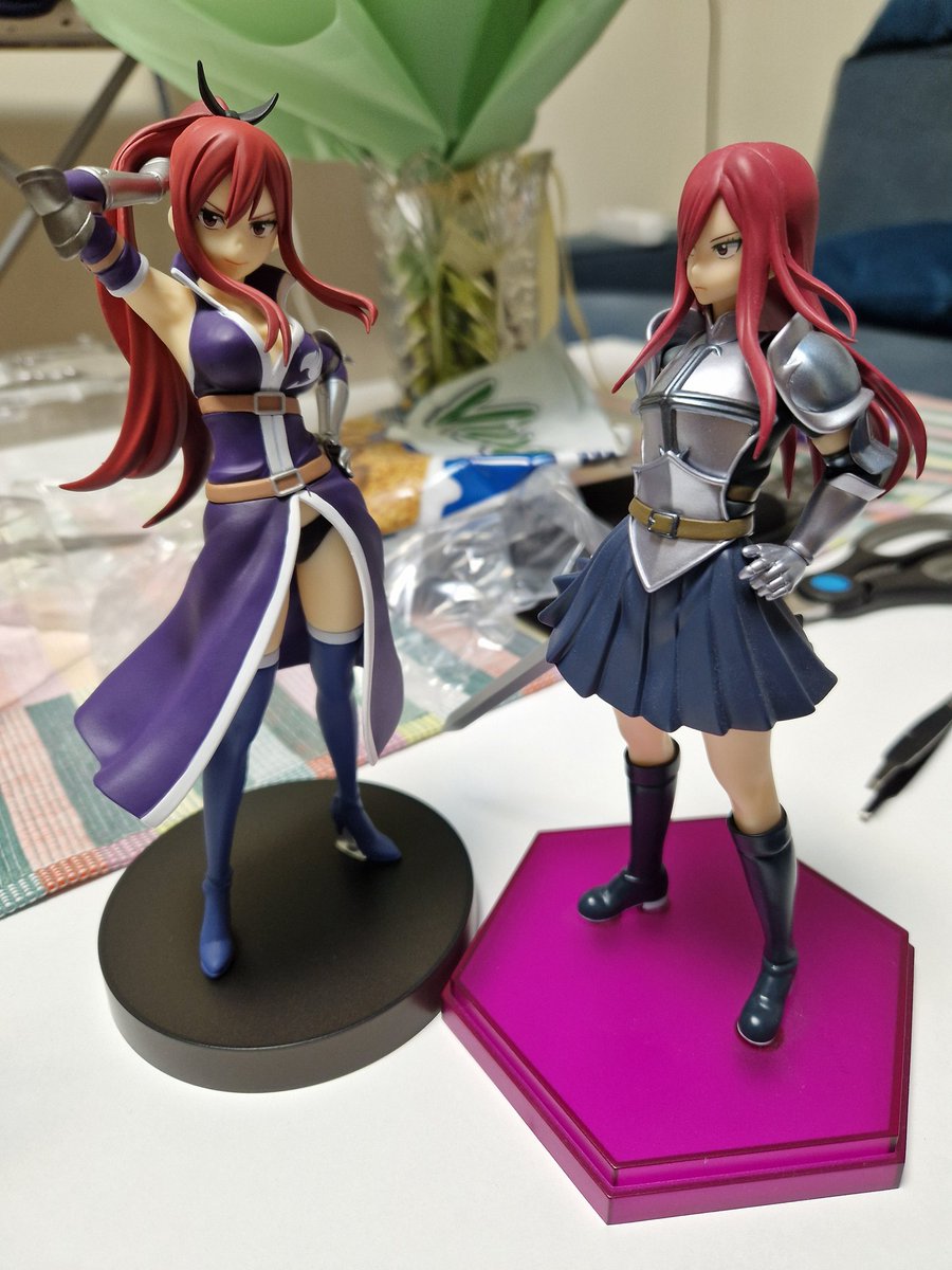 So i got lucky enough to find those Erza  figurines. But whyy i can't find any Jellal figurine!!😭😭
#erza #AnimeFigure #FairyTail #figurine