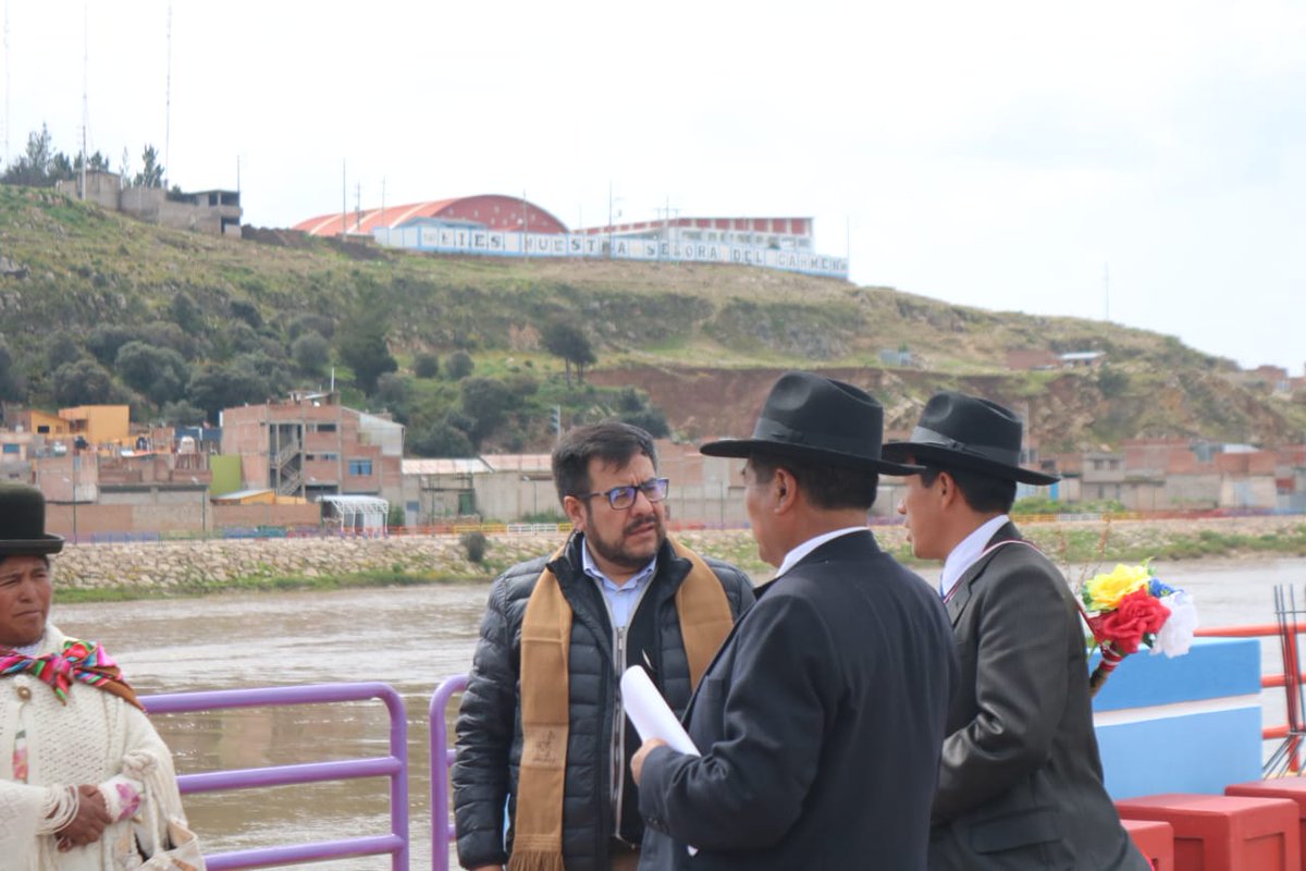 CarlosZeballosC's tweet photo. 🟥#SemanaDeRepresentación | Reunión con los tenientes gobernadores del distrito de #Conduriri, #ElCollao - #Puno.
Escuchamos atentamente sus demandas, necesidades y los desafíos que enfrentan en su día a día. https://t.co/thtfrHQ3uz