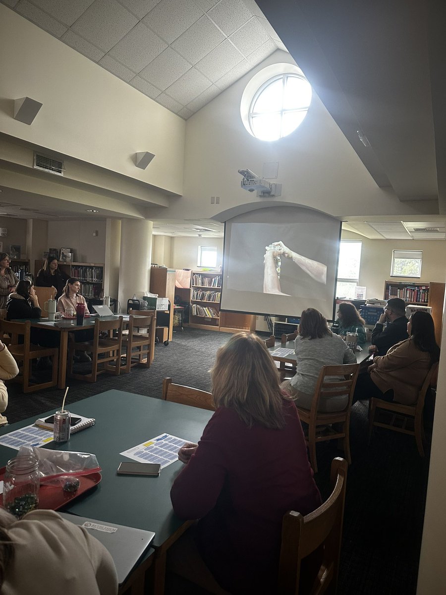_MrsAWoodson's tweet photo. I put the information I needed to share with the staff in a top down topic web (thanks @KeystoLiteracy ) so that the Academic Action Team leaders could lead our staff meeting on “Put First Things First” #buildingleadershipcapacity 🦅 @BASDFmanburg https://t.co/XwMvX5wJW0