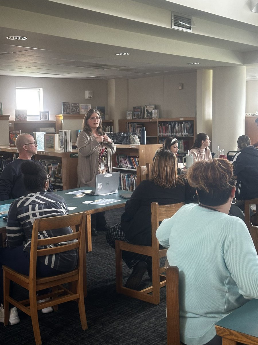 _MrsAWoodson's tweet photo. I put the information I needed to share with the staff in a top down topic web (thanks @KeystoLiteracy ) so that the Academic Action Team leaders could lead our staff meeting on “Put First Things First” #buildingleadershipcapacity 🦅 @BASDFmanburg https://t.co/XwMvX5wJW0