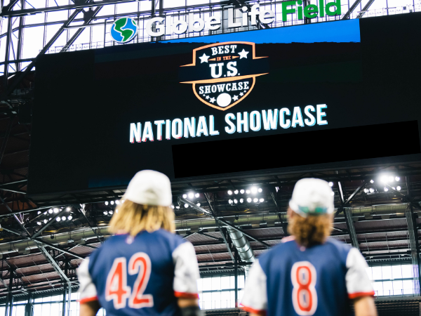 The BUS is going back to TX ! We are thrilled to head back to Globe Life Park with the @Rangers for one of our MLB National Stadium Showcases this fall on October 26th & 27th, 2024! 📅 October 26-27th, 2024 🏟️ Globe Life Park 📍 Arlington, Texas How to Attend 👇🏼 1. Be selected…