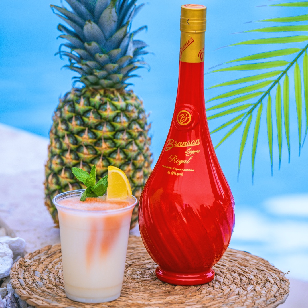 Bringing back the taste of summer with the Branson Colada! Sip, relax, and soak up the sun this weekend 🧉🍍✨ Fri - Luke Shay Sat - DJ Prostyle Tickets available now at ow.ly/4fbi50QTQix #OnlyatDrais