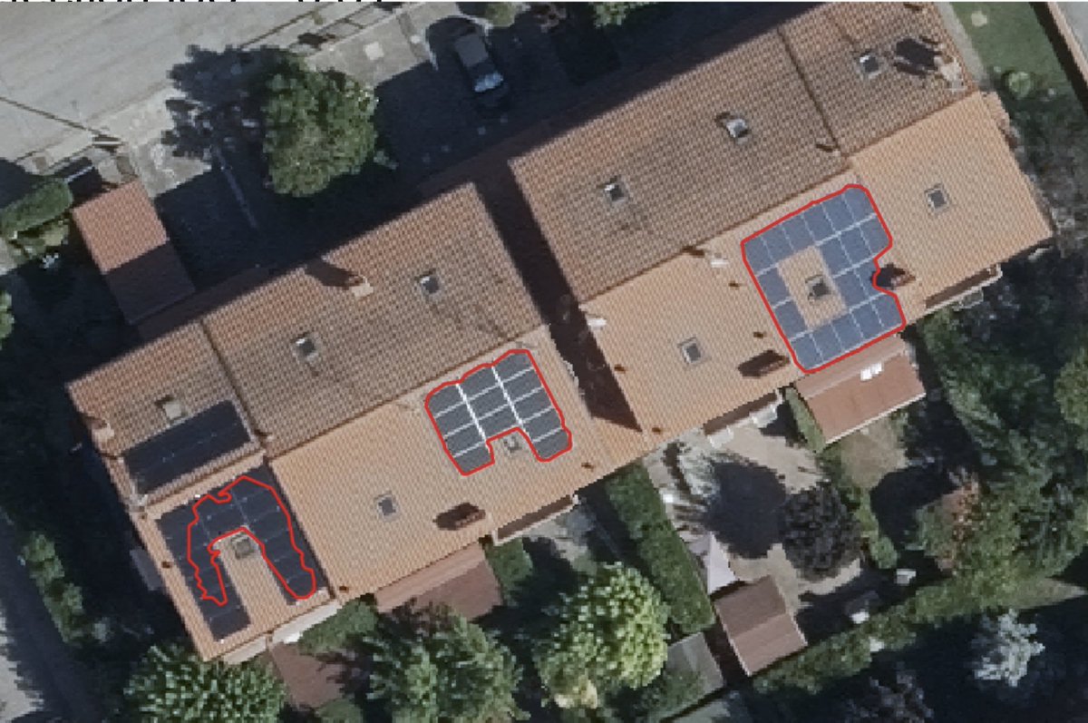 we are using high-resolution orthophotos & adapted #deeplearning methods to detect already installed #solarpanels in the pilot areas & support better PV analyses and estimations of suitable areas for #GreenEnergy production #AI #geospatial #Governance #climatechange @EUgreendeal