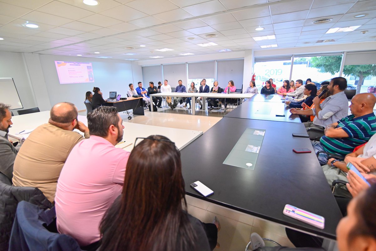 MinTuryAP's tweet photo. Exitosa 6º Asamblea del Consejo Provincial de Turismo

Más info. en https://t.co/PgfZe7JlPw https://t.co/qRu1LtaQ5a
