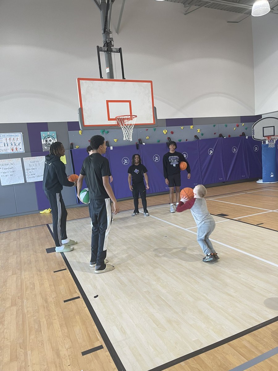 WillisHoops (@willishoops) on Twitter photo It was a great night of Math, Science, and Hoops at <a href="/WISDParmley/">Parmley Elementary</a> . It was an honor to be apart of this phenomenal event ! It was a great night of Math, Science, and Hoops at <a href="/WISDParmley/">Parmley Elementary</a> . It was an honor to be apart of this phenomenal event !