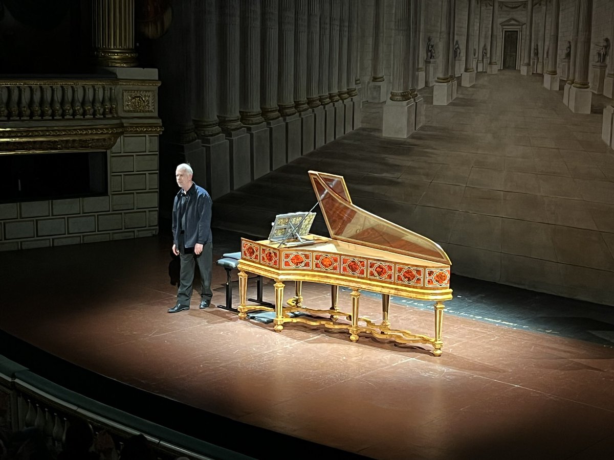 Et un grand Pierre Hantai au Grand Théâtre ce mercredi, dans les Variations Goldberg et quelques autres pièces de Bach au clavecin. La grâce.