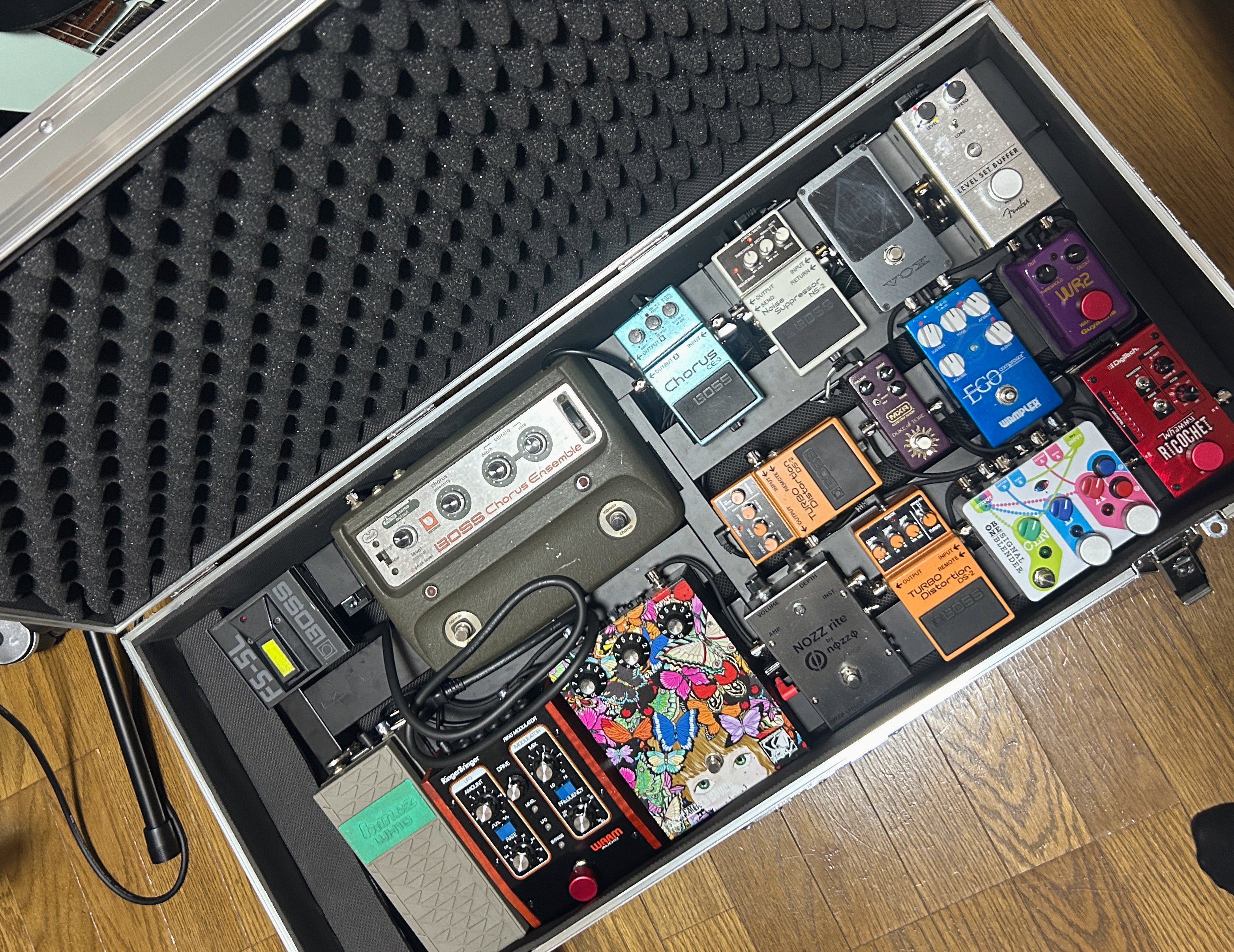 プロが現場で使用しているサブのエフェクターボードを紹介します