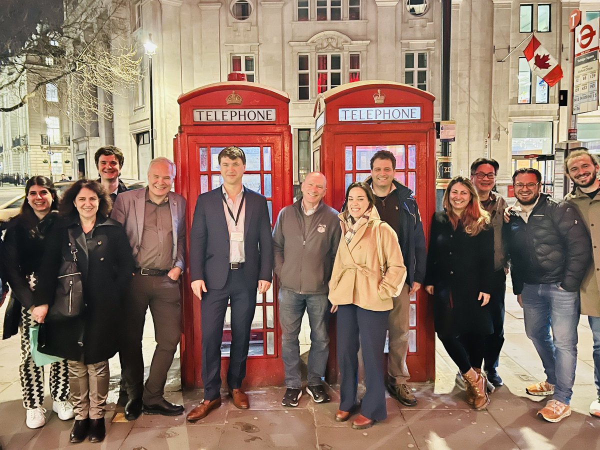 @doescience national quantum centers crew in London for the UK-US workshop on strengthening collaboration in QIS @sqmscenter @QSAcenter @QuantumSciCtr @Fermilab @LBNLcs