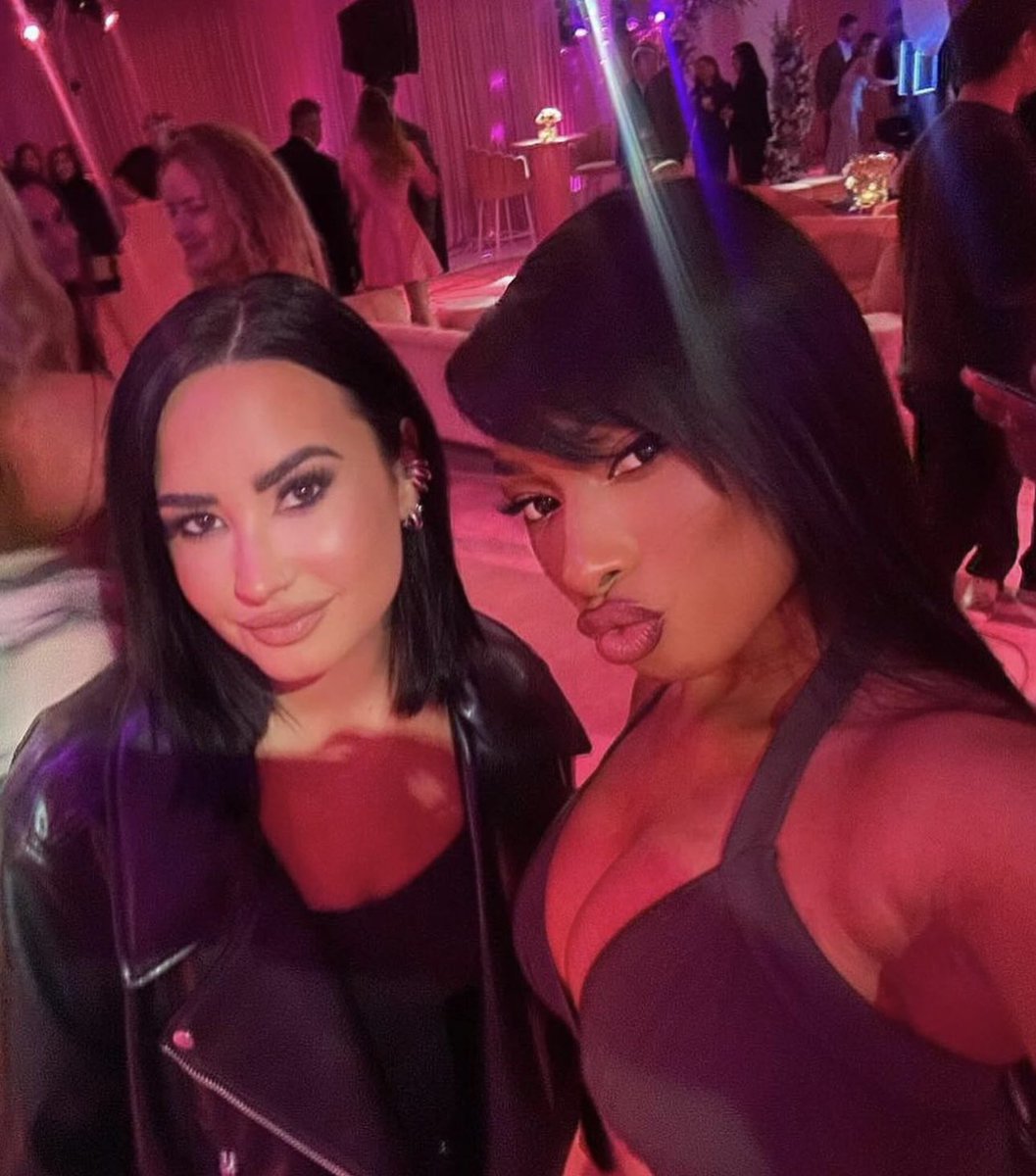 MegansStats's tweet photo. Megan Thee Stallion and Demi Lovato together in new photos. https://t.co/apJe20grya