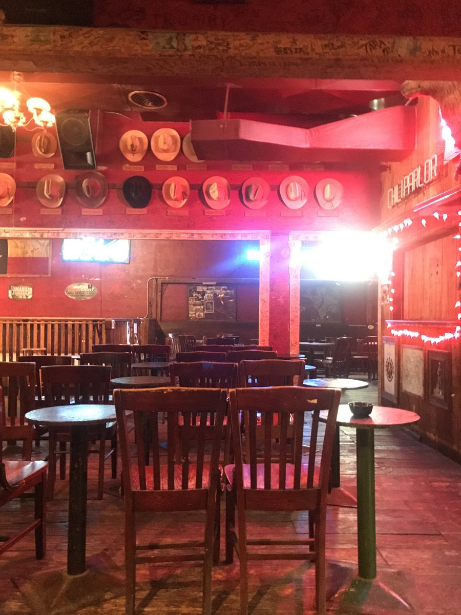 walker_tx_'s tweet photo. I’ll be at CD’s #walkertexasranger https://t.co/3AU3AMmQoe