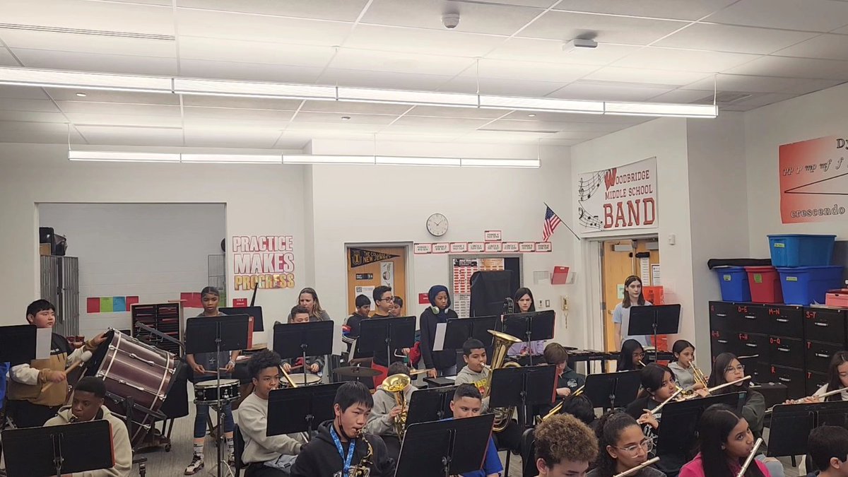Had 5th grade band members from Mawbey visit today! Loved playing along with concert pieces and giving a tour of the school! #futurewarriors
•
#MIOSM #MIOSM2024 #musiced #wmsarts #wmsmusic #mawbeystreetschool