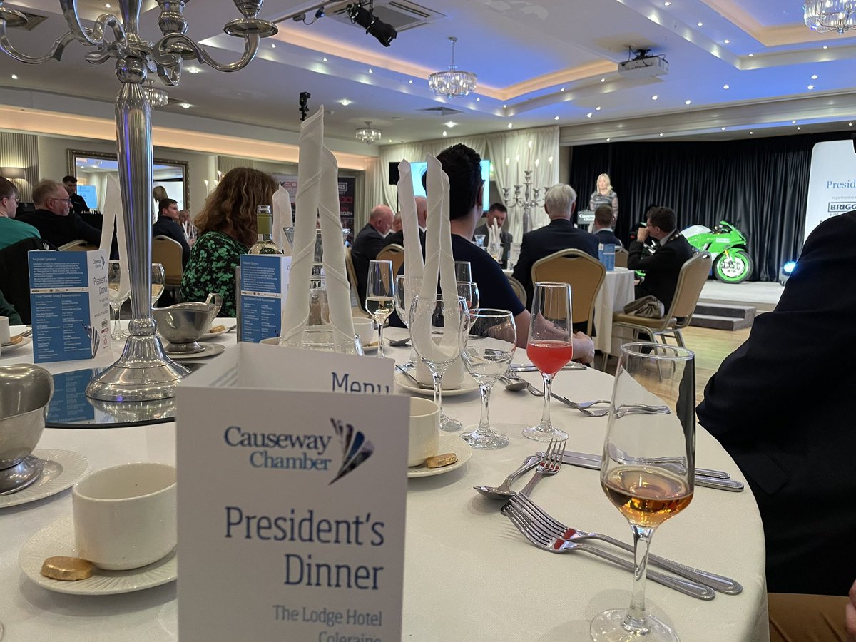 High Performing Teams - focus on #NW200 at @CausewayChamber President’s Dinner this evening. Delighted to host @UlsterUni table with @Prof_S_Moffett and @UlsterBizSchool. #WeAreUU 🏍️🏍️🏍️