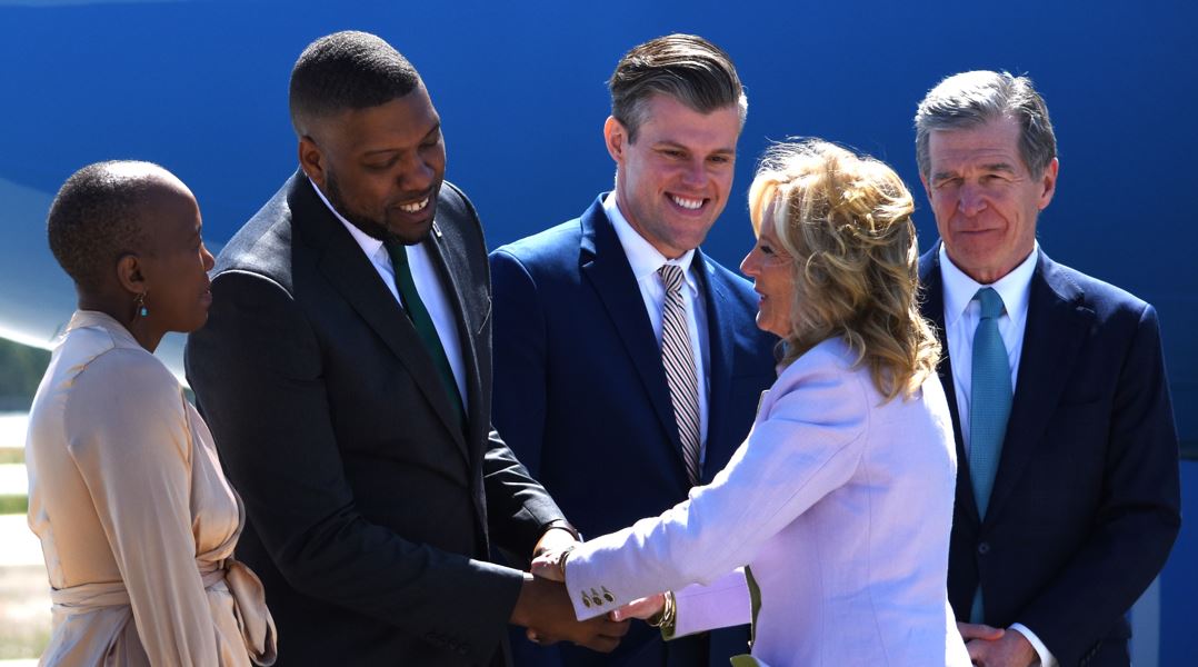 @KodyKinsley at @RDUAirport today welcoming @FLOTUS to #RaleighNC along with @NC_Governor and @mayorofbullcity