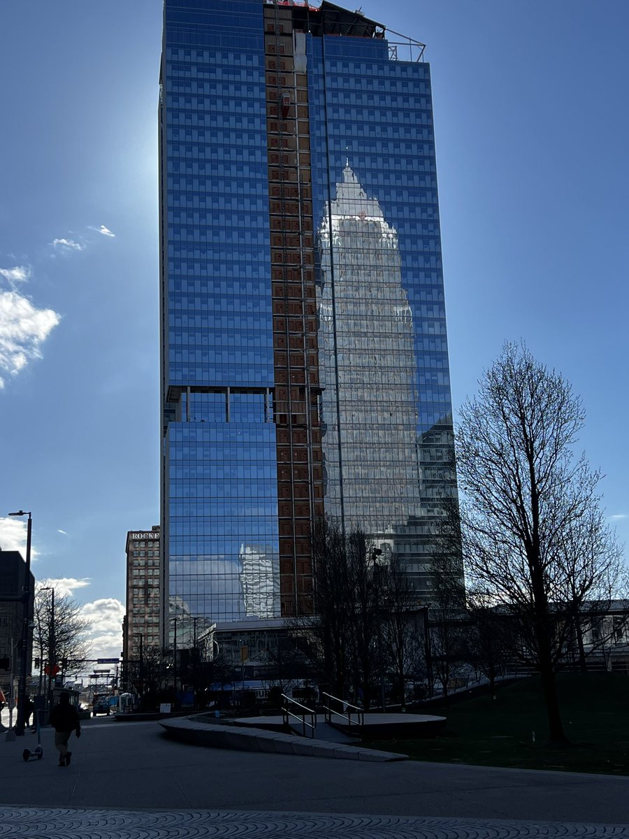 The light was just right on tonight’s walk home.