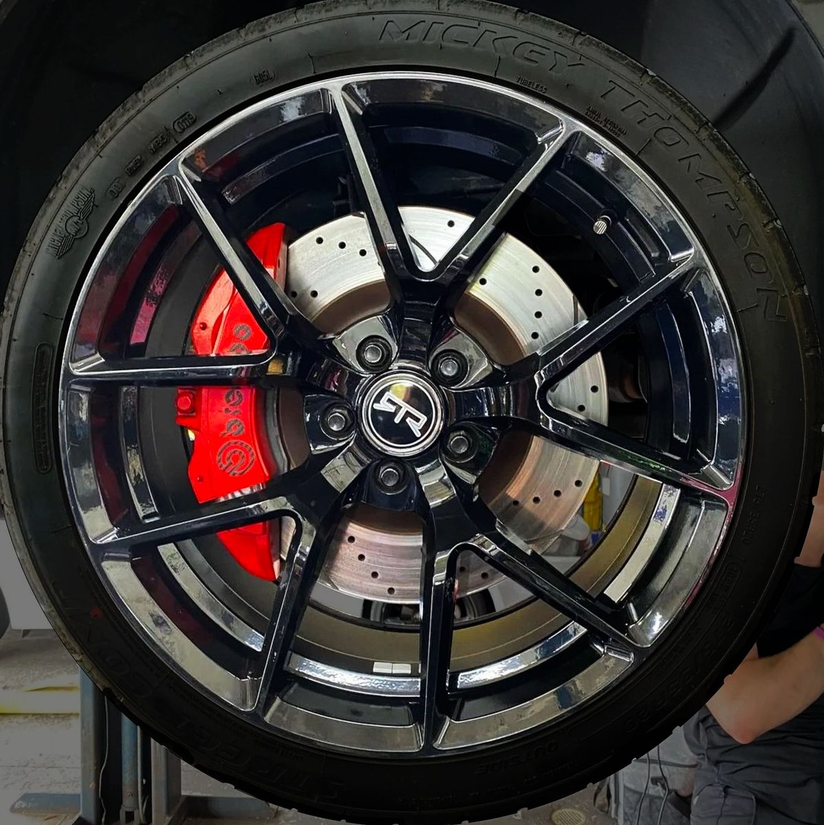 BrakePerf's tweet image. Rev up your ride this #wheelwednesday. Take it to the next level with our premium brake rotors and kits for an amazing upgrade!

brakeperformance.com

#brakeperformance #stoppingpower #mustang