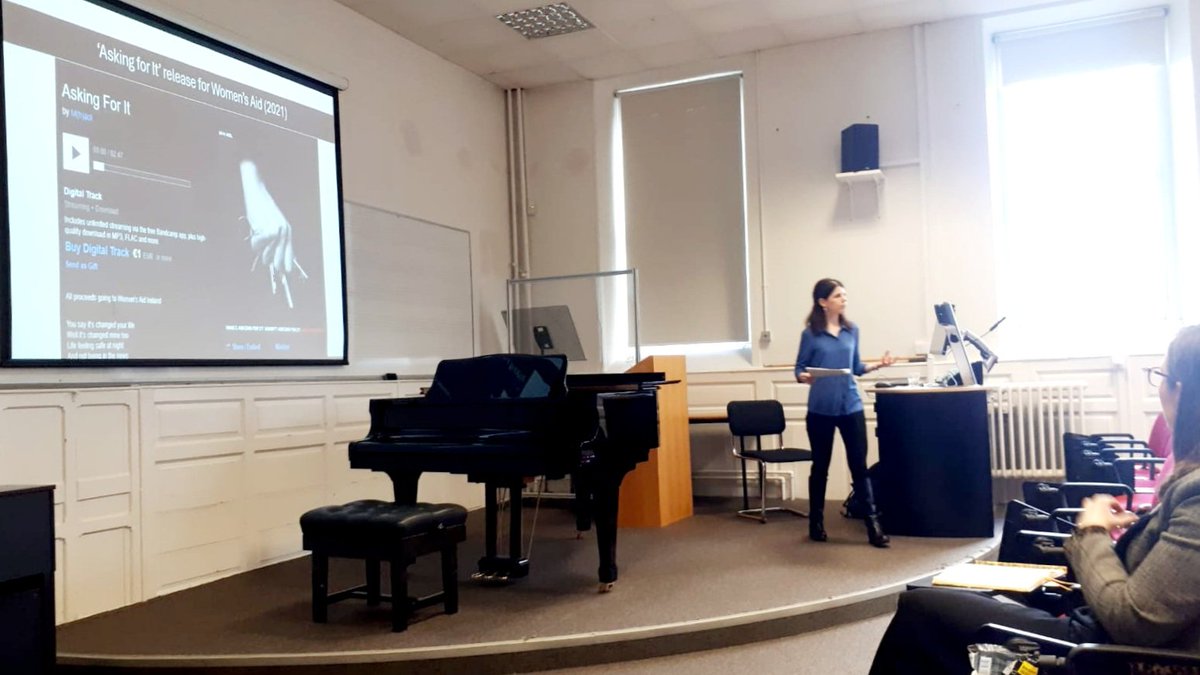 In action discussing @mhaolmusic as part of my research talk on popular music and feminism in Ireland today.