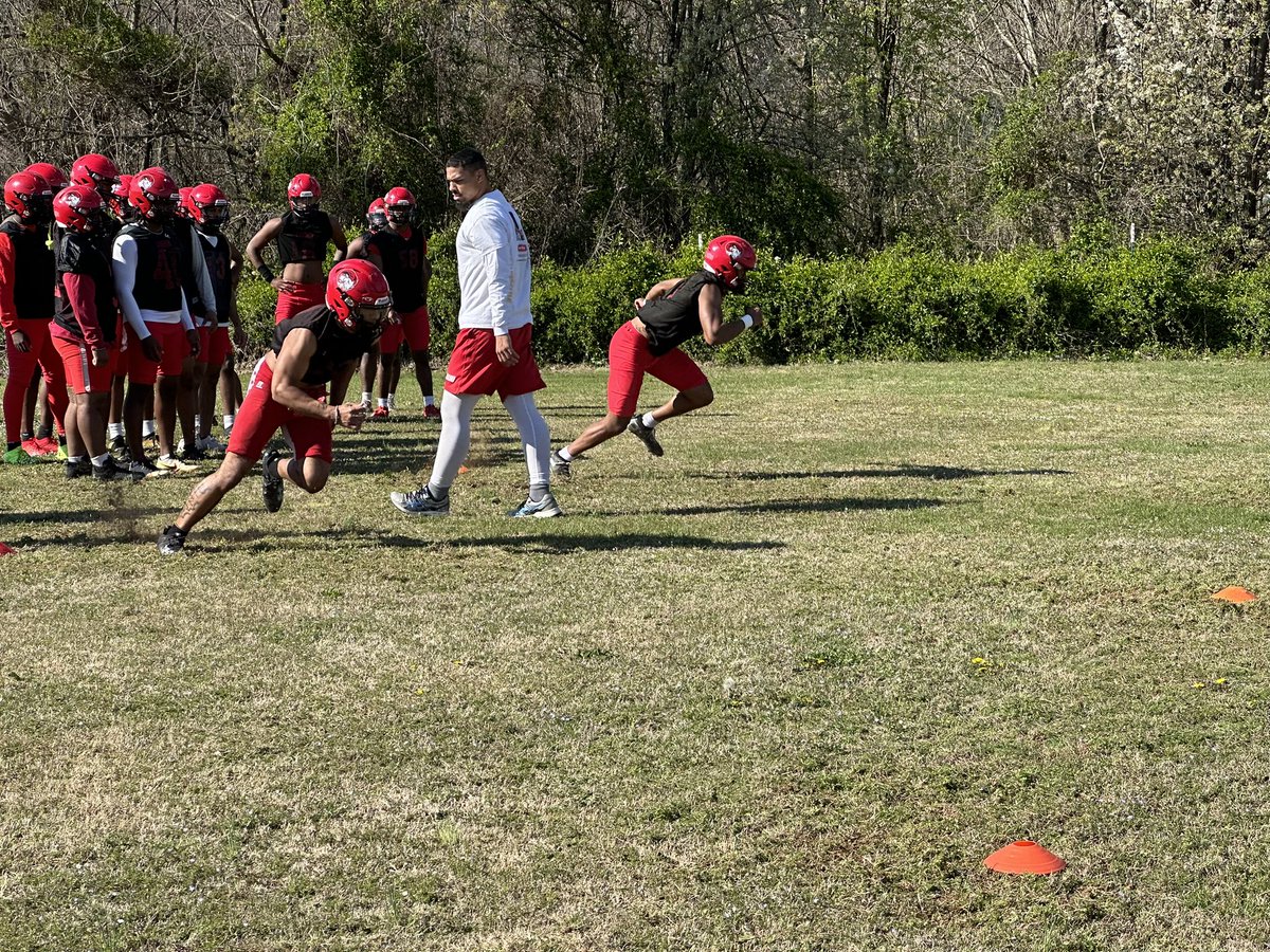 WSSURamFootball's tweet photo. 📸 spring ball practice https://t.co/l9BxLiAjFc