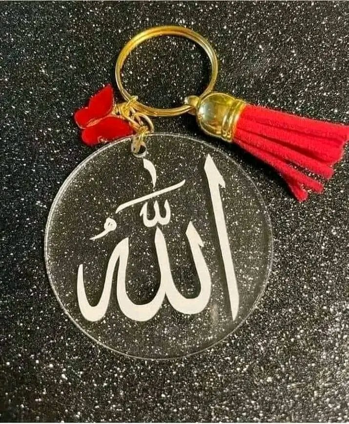 اَلسَلامُ عَلَيْكُم وَرَحْمَةُ اَللهِ وَبَرَكاتُهُ وہ تو یکتا ھے مگر عالمِ تنہائی میں میں نے گھبرا کے کئی نام پکارے اُس ﷻ کے احمد ندیم قاسمی #نمود_عشق