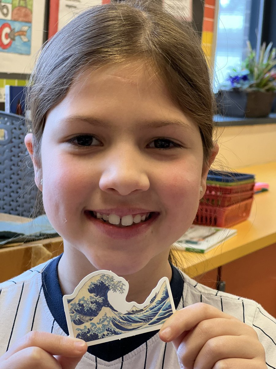 Celebrated birthdays of 2 wonderful artists today! They could choose from pencils or art stickers. They easily chose stickers and picked 2 of my favorite masterpieces! Nothing says HBD like ART! 🖼️ 🌊 @MsJenGreen @CoebournES #StarryNight #VincentVanGogh #Hokusai #GreatWave