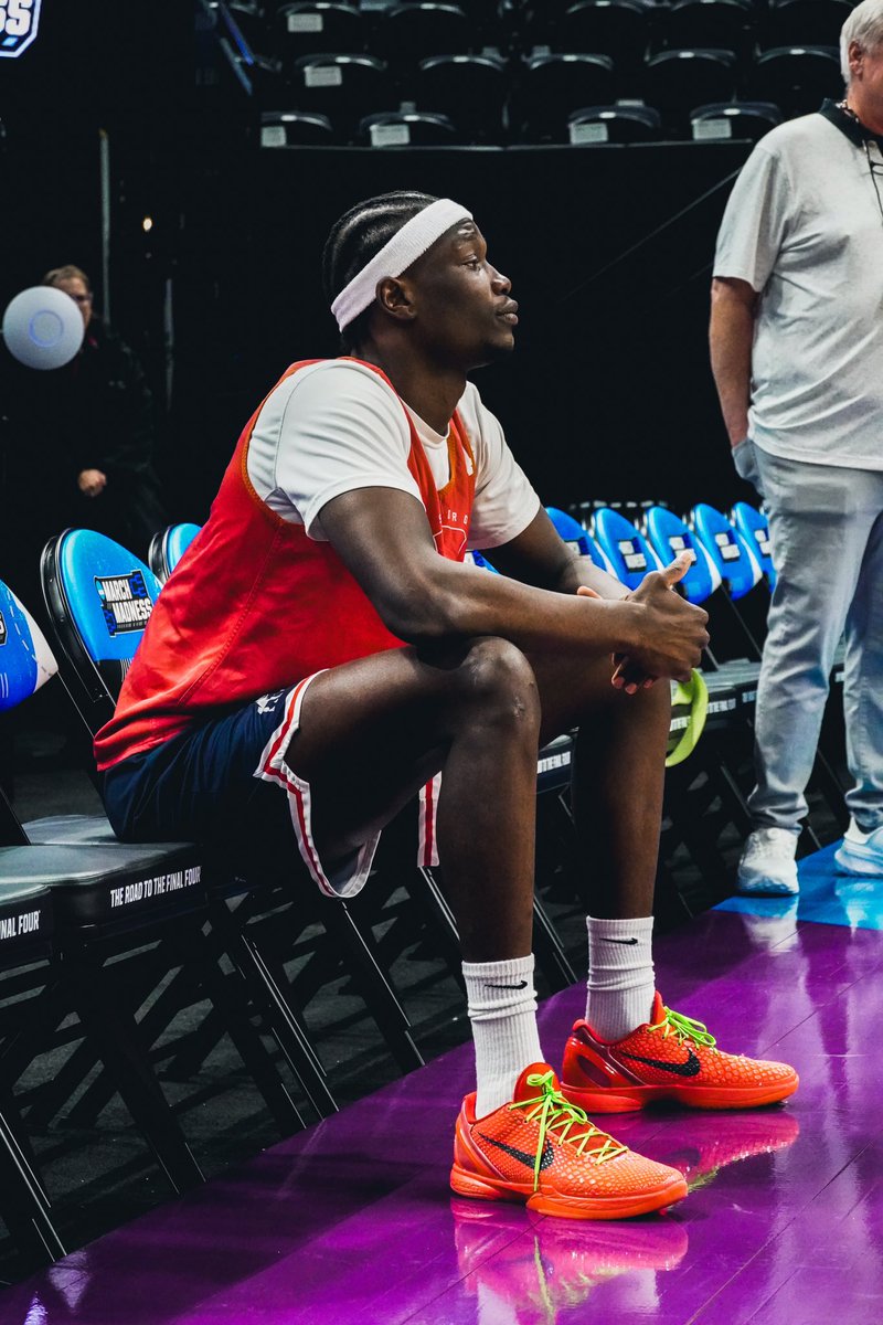 SoConSports's tweet image. Big City Ballin ⛰️🏀 | #SoConHoops x @SamfordMBB