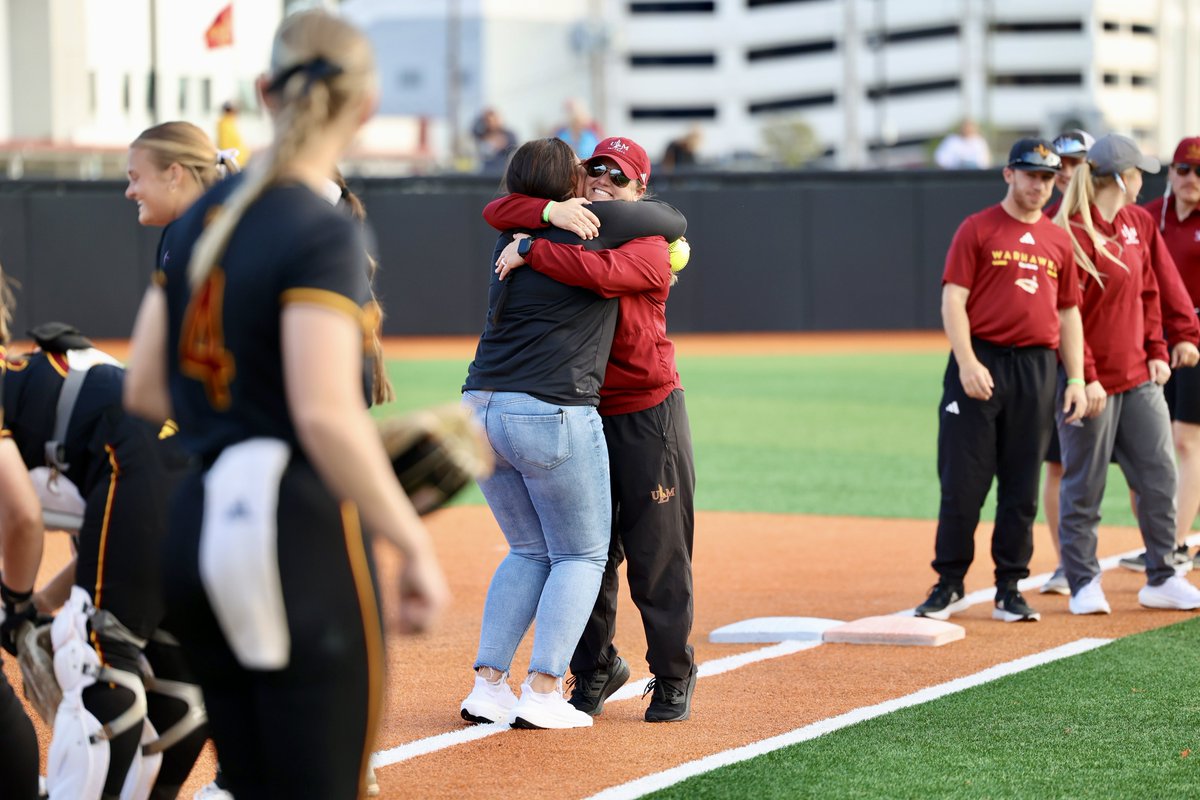 ULM_Softball tweet picture