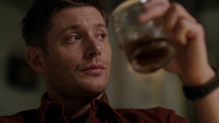 flamewillow's tweet photo. Low key need Dean Winchester to break me like a glow stick https://t.co/7vHftF4eYY