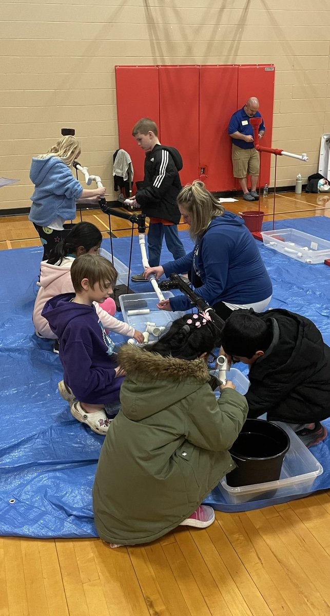 <a href="/SchultzPacers/">Schultz Elementary</a> had so much fun tonight unleashing their creativity and curiosity at our STEAM night!  Thank you to our volunteers and families who came out to participate!