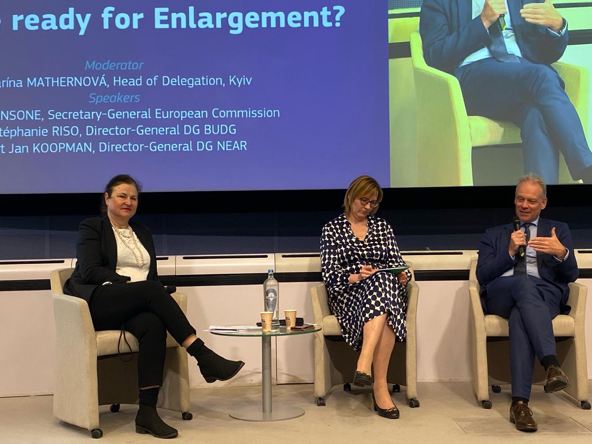 Great debate today at @eu_near Days. Pleasure to moderate panel “Are we ready for enlargement”, with illustrious panelists SG of @EU_Commission Ilze Juhansone @GertJanEU & @riso_stephanie. Upshot: Yes, we are!!
