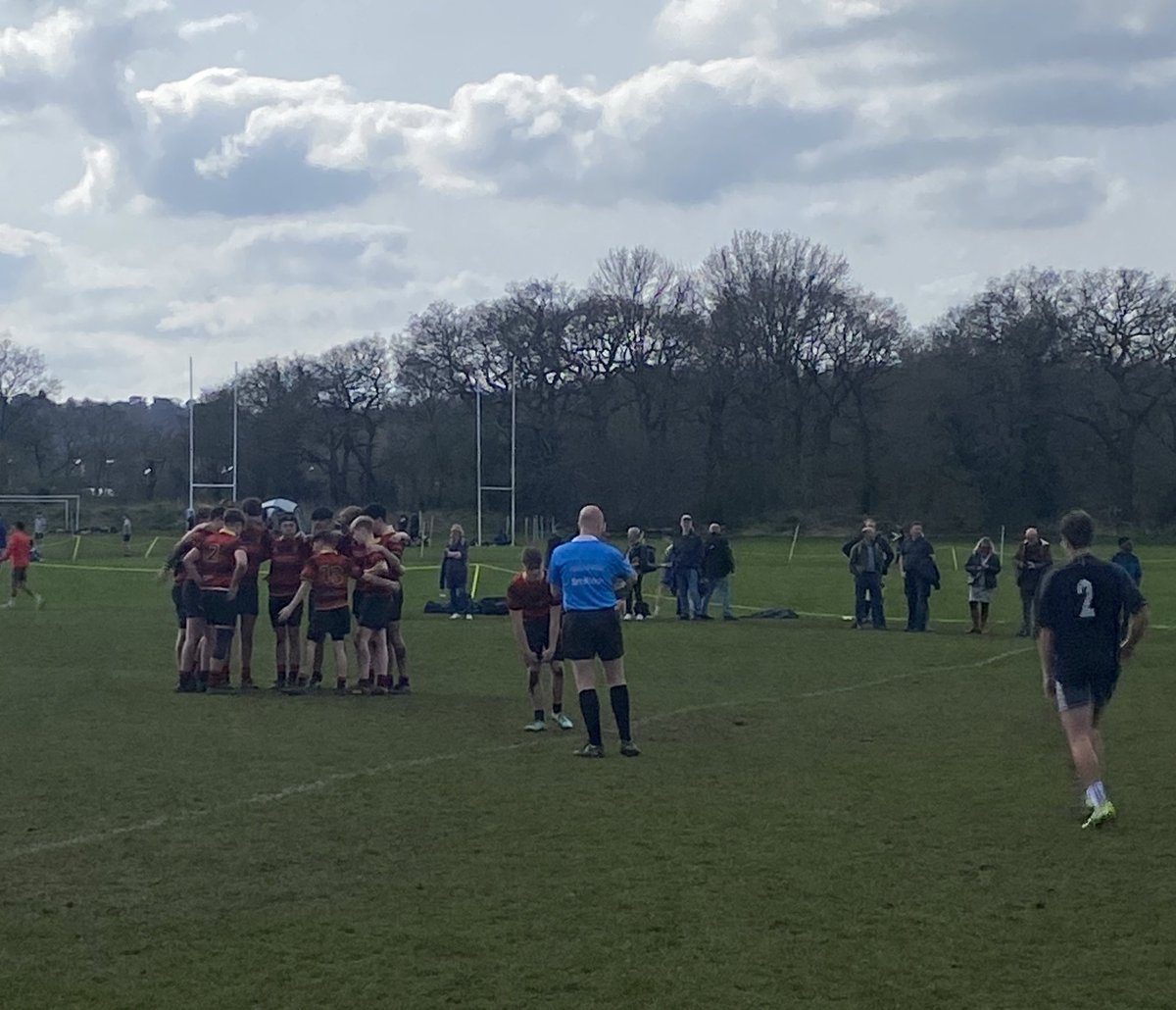 Pleasure to be with the U16 🏉 7s team @RPNS7s today. Great bunch of lads, lots of heart and a good team! A special mention to Mrs Jones for her excellent coaching input !! #bandofbrothers #teambirkenhead 💥👏🏉👇