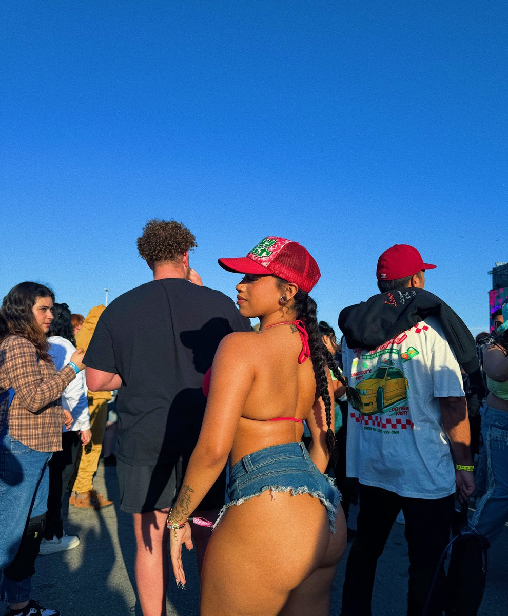 Little Miss Sexyyy 🍒