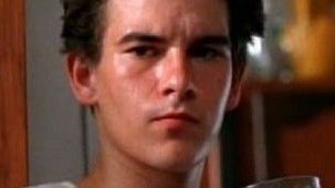 Actor/skateboarder Justin Pierce was #BornOnThisDay, March 21, 1975. Remembered for his film roles in Kids (1995) & Next Friday (2000). Passed in 2000 (age 25) from #suicide (hanging) #RIP #SuicideAwareness #SuicidePrevention #GoneTooSoon #DepressionIsReal #MentalHealthMatters