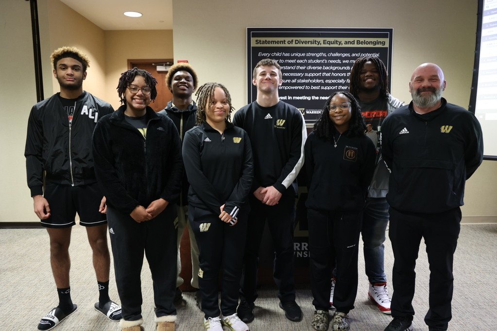 🎉 Congrats to our Warren Boys & Girls Wrestling State Qualifiers on an incredible season! 👏 These student-athletes were recognized at the School Board Meeting, proving once again why they're true champions both on and off the mat. #WarrenWrestling 🏆 #WarrenWill #ShareYourJOy