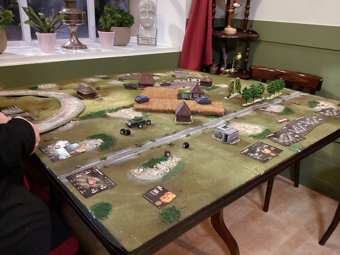 letsxcapetoget1's tweet photo. Miniatures, gaming, modelling and writing…part two
https://t.co/kw9WHi6yEY
#BoardgameCafe #TabletopGames #GameNight #Boardgaming #TabletopCafe #BoardgameLovers #CafeGames #PlayAndSip #BoardgameCommunity #GameCafeAdventure #CafeLife #CoffeeLovers #BaristaMagic #CafeVibes https://t.co/YPyuYUM2MI
