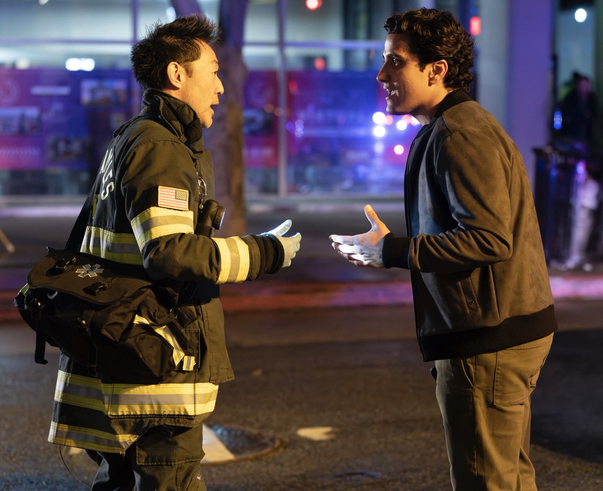 dailychimney's tweet photo. stills of chimney from 7x02!! https://t.co/F6FgSIVSHL