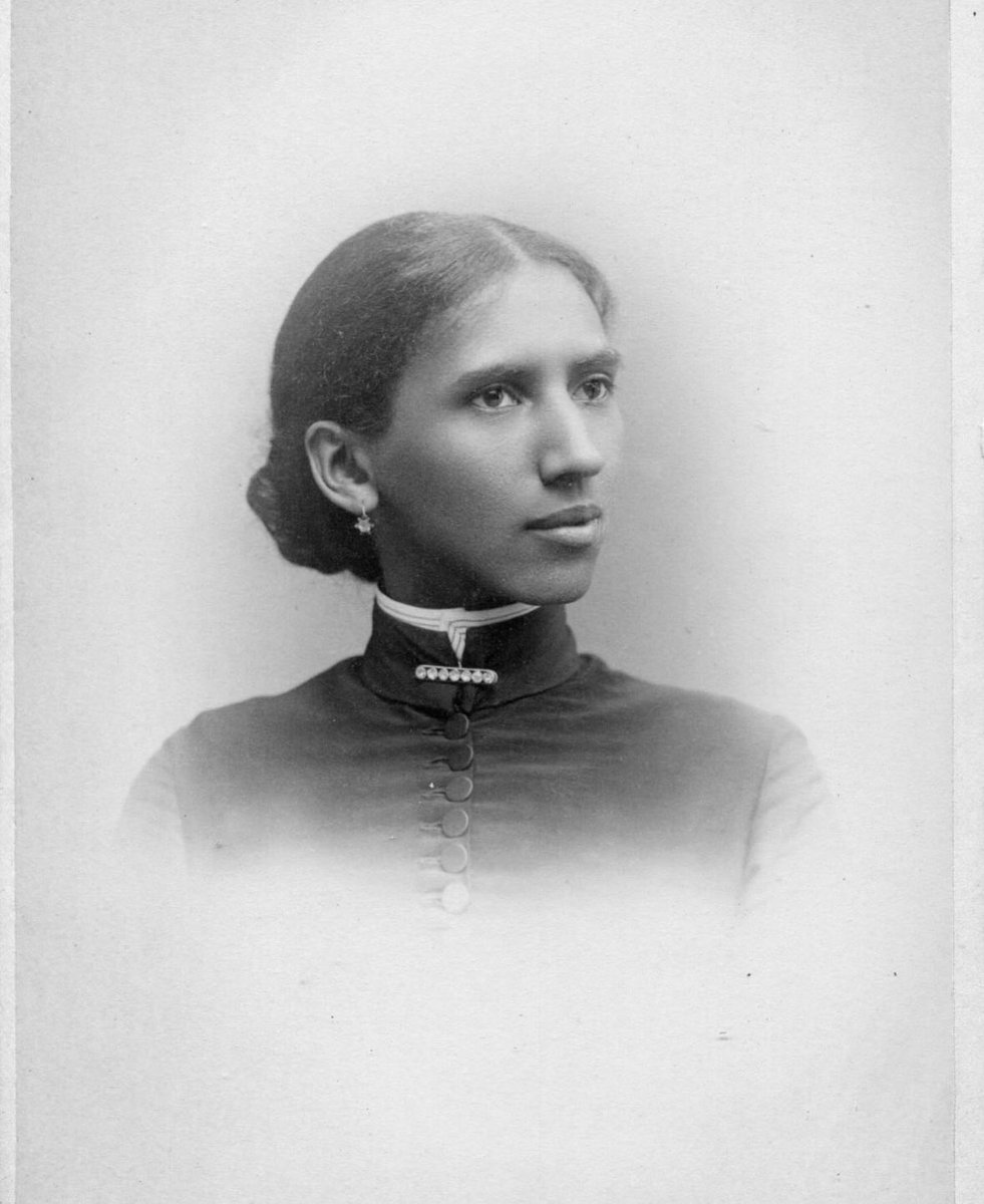 CAAHC_VUU's tweet photo. A distinguished pianist and singer, Rosa K. Jones served for 40yrs as the head of the music department at Hartshorn Memorial College. She was 1 of 2 Black faculty members at the school, also serving as president of an insurance company for Black women founded by Maggie L. Walker https://t.co/2AQs1il8om