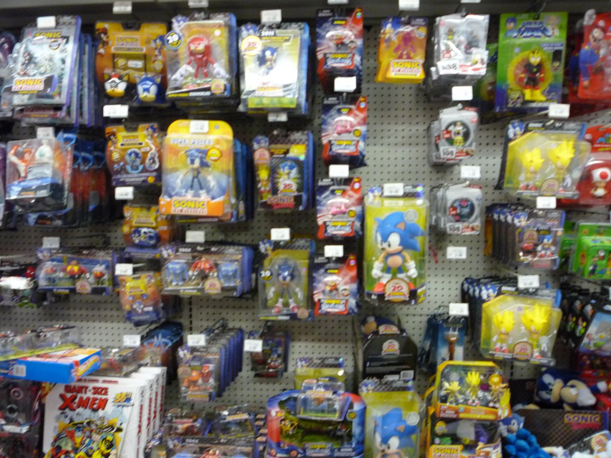 This image kills me every time I revisit it (taken by me in a Toys R Us, September 2011)