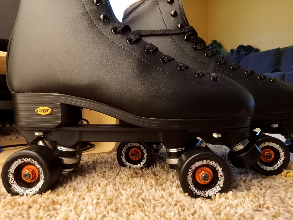My skates... 😍 nothing fancy, Sure Grip boots & nylon plates, Fame wheels 95A, Qube Orange Juice bearings
