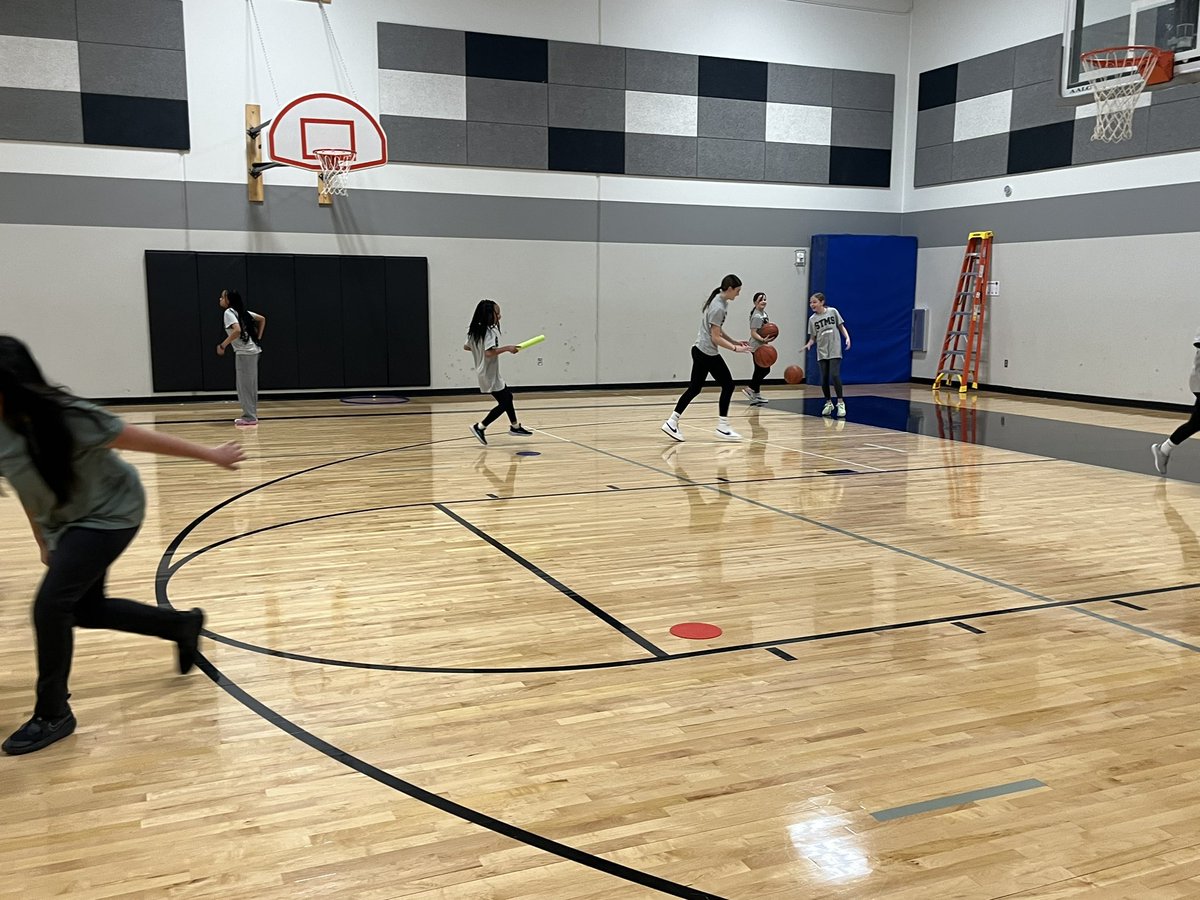 Kicked off March Madness with lots of fun games this week!! Girls are doing great at dribbling, making baskets and laughing the entire time! 🖤🏀🖤 #seekyourpeak #opsforwardtogether <a href="/_STMS233/">ThePeak</a> <a href="/kchilgenkamp/">KC Hilgenkamp</a>