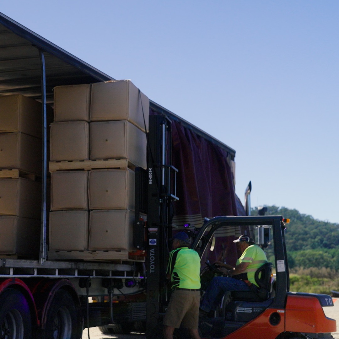 HopProductsAus's tweet image. Vic Secret™ is the last Aussie hop to be harvested. Created by HPA's breeding program in 2000 through a cross-pollination of high alpha Australian and Wye College hops, Vic Secret™ was commercialised in 2013. It's a herbaceous cocktail of big pineapple and big pine! #aussiehops