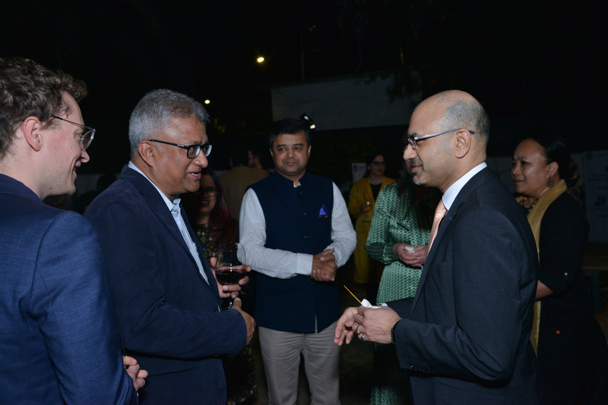 UniCologneIND's tweet image. Reminiscing moments with Prof. Dr. Joybrato Mukerjee, Rector, University of Cologne, and friends, and partners of the UoC!

An evening filled with delicious food &amp;amp; enriching conversations
#UoC #IndiaOffice #NetworkingEvening #MemorableMoments #InternationalAffairs