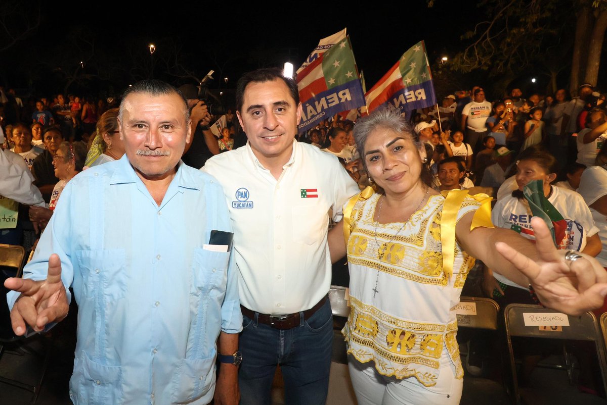 AsisFC's tweet photo. Fuimos testigos del entusiasmo con el que recibieron en #Yaxcabá al próximo Gobernador @RenanBarrera, donde saben que con él tendremos otros seis años de buen gobierno y resultados para la gente, continuando los cambios en beneficio de Yucatán.

#UnidosGanaYucatán https://t.co/pbInON0puu