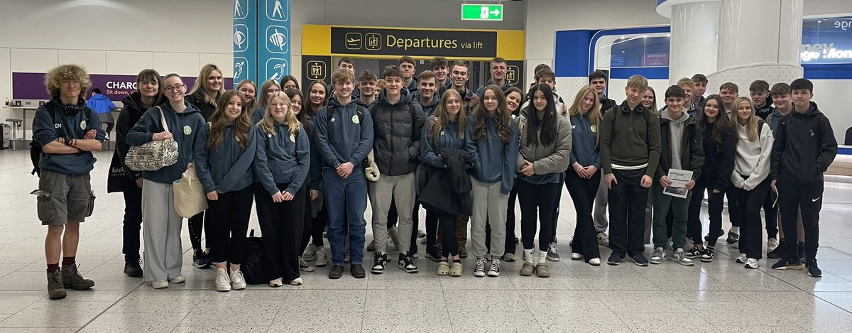 We have arrived safely at the airport ✈️ <a href="/tahssixthform/">TAHS Sixth Form</a> <a href="/tahschool/">Thomas Alleyne's</a>