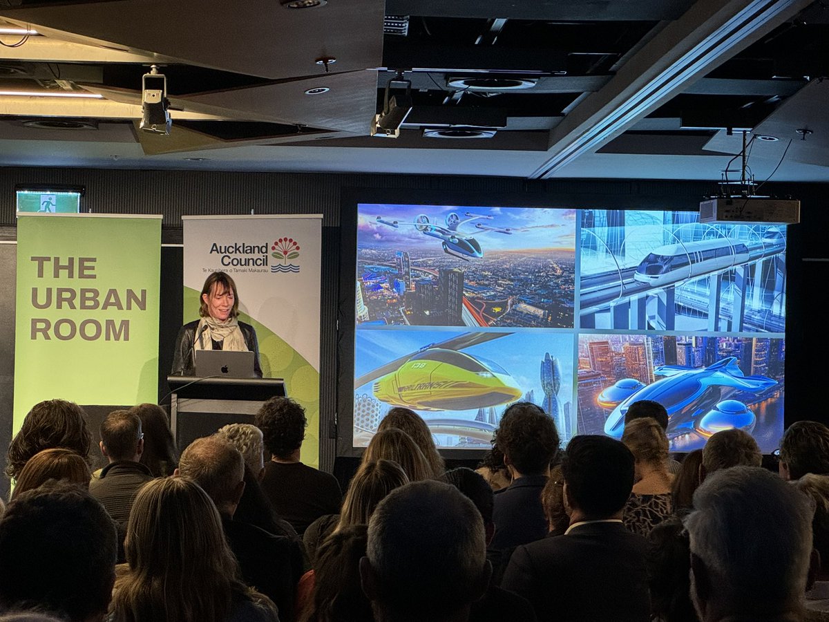 All eyes on <a href="/JSadikKhan/">Janette Sadik-Khan</a> for #aklconversations