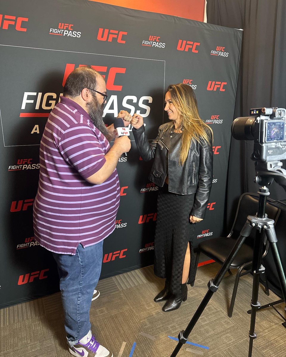 amandaribasufc's tweet photo. Media day • https://t.co/1SaFZBH2nk