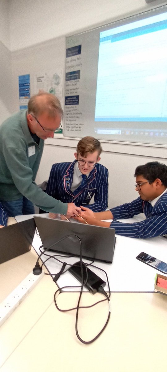 Students enjoying another <a href="/arduino/">Arduino</a> <a href="/seeedstudio/">Seeed Studio</a> #StACLife DigiTech Club with <a href="/KiwiBryn/">Bryn Lewis</a>. When the buzzers came out it was noisy but learned lots about analog inputs and PWM.