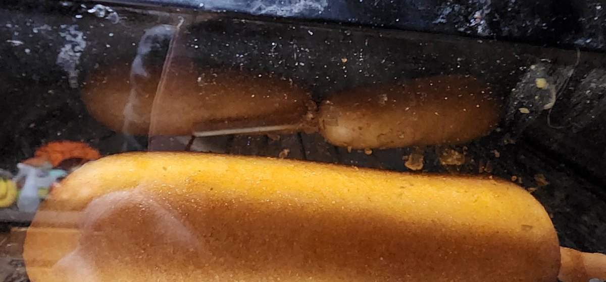 JEThree's tweet image. Corn dog city for me.
My mom is a Zionist.
sadtrombone.wav