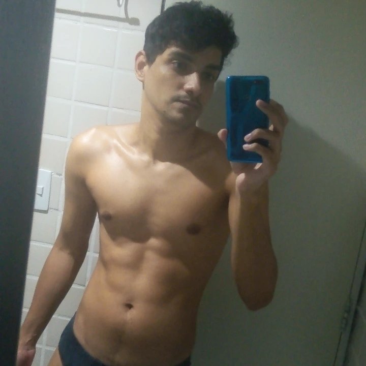 rodrigodanidal's tweet photo. Como estou magro!! π Deve ser pq ontem fiz contra minha vontade um JEJUM INTERMITENTEβ’ de mais de 15 horas sem comer ππππ #RodrigoAladdin https://t.co/RUML1i0KSl