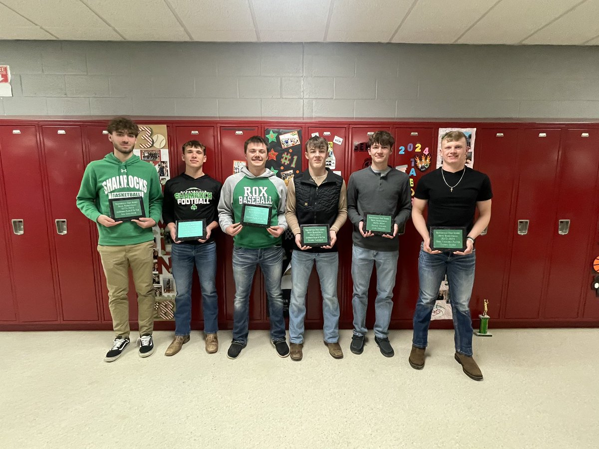 Congrats Boys Basketball special award winners. ☘️🏀

Coach’s Award- Luke Detling
Hustle Award- Jack Phillips
Most Improved- Braedon Willis
Co-offensive Player of the Year -Asa Geilinger, Duker Castello
Defensive Player of the Year- Casey Carpenter
MVP- Taison Starr